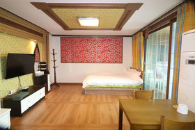 Gyeongju Raspberry Pension