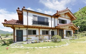 Gyeongju Samnamu Pension