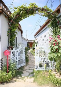 Gyeongju Sopung Gil Hanok Stay