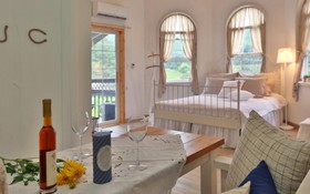 Gyeongju Tenderness Pension