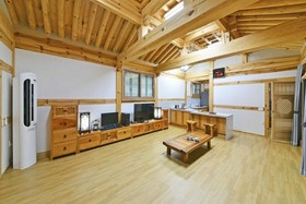Gyeongju Wadamjung Hanok Pension