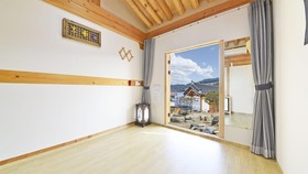 Gyeongju Wadamjung Hanok Pension