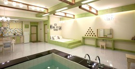 November Resort