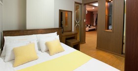 November Resort