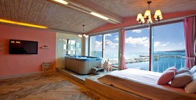 November Resort