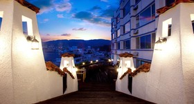 November Resort