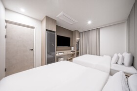 Poverta Stay Hotel