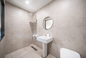 Poverta Stay Hotel