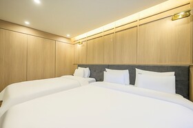 Mokpo H Avenue Hotel Peace Plaza