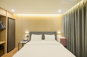 Mokpo H Avenue Hotel Peace Plaza