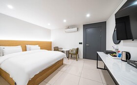 Mokpo Hotel Lium