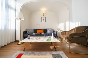 Urban Hotel