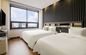 Urban Hotel