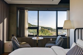 Urban Hotel