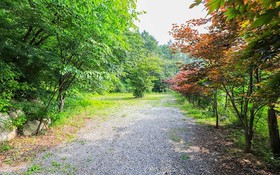 Muju Bandi Pension
