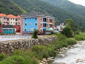Muju Iris Pension