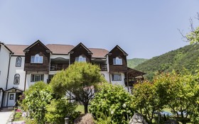 Muju Seolguk Pension