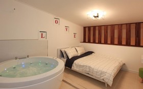 Muju The Haru Pool Villa