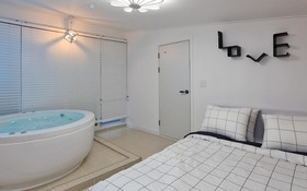 Muju The Haru Pool Villa