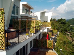 Ara Club Pension