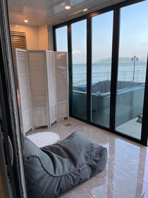 Lim Sea Side Poolvilla Pension