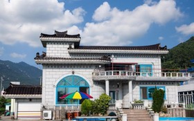 Namhae Badatga Byeoljang Pension