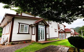 Namhae Baramkkot Pension