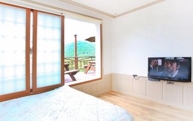 Namhae Baramkkot Pension