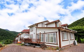 Namhae Baramkkot Pension