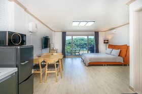 Namhae Byeoldamda Pension
