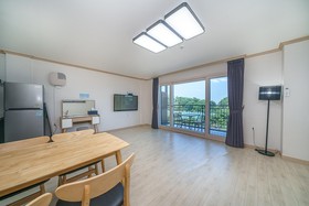 Namhae Byeoldamda Pension