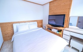 Namhae Macaron Pension