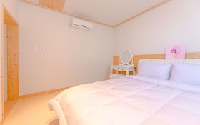 Namhae Macaron Pension