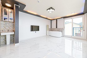 Namhae Modern Spa Pension