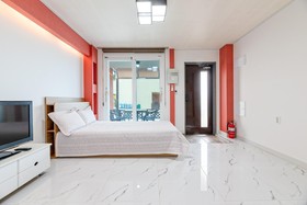 Namhae Modern Spa Pension