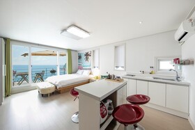 Namhae Sea And View Pool Villa Pension