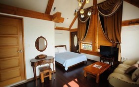 Namhae Seokbujak Jeongwon Pension