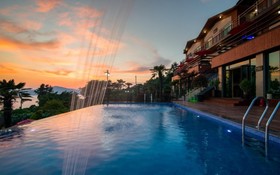 Namhae Skyblue Sea Pension