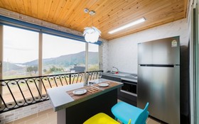 Namhae Traum House Bed and Breakfast