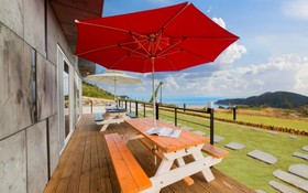 Namhae Traum House Bed and Breakfast