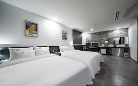 Boutique Hotel XYM