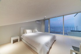 Daytona Pool Villa