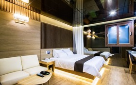 Design Hotel 2ne1 Jukdo Market Pohang