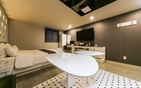 Design Hotel 2ne1 Jukdo Market Pohang