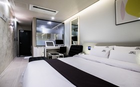 Design Hotel 2ne1 Jukdo Market Pohang