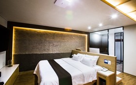 Design Hotel 2ne1 Jukdo Market Pohang