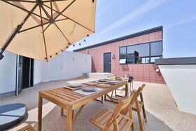 Hotel 701