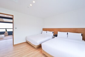 Hotel 701