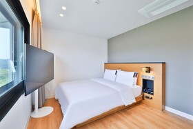 Hotel 701