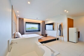 Hotel 701